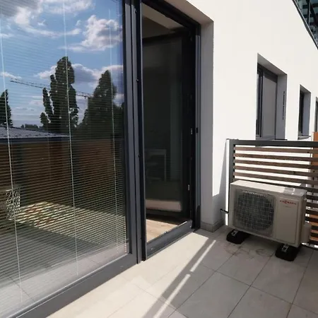 Air-conditioned, 2 With Terrace Апартаменты Братислава
