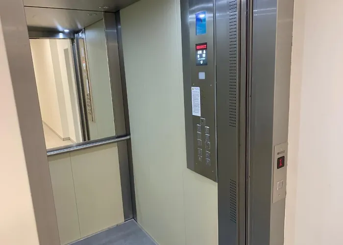 Air-conditioned, 2 With Terrace ブラチスラヴァ